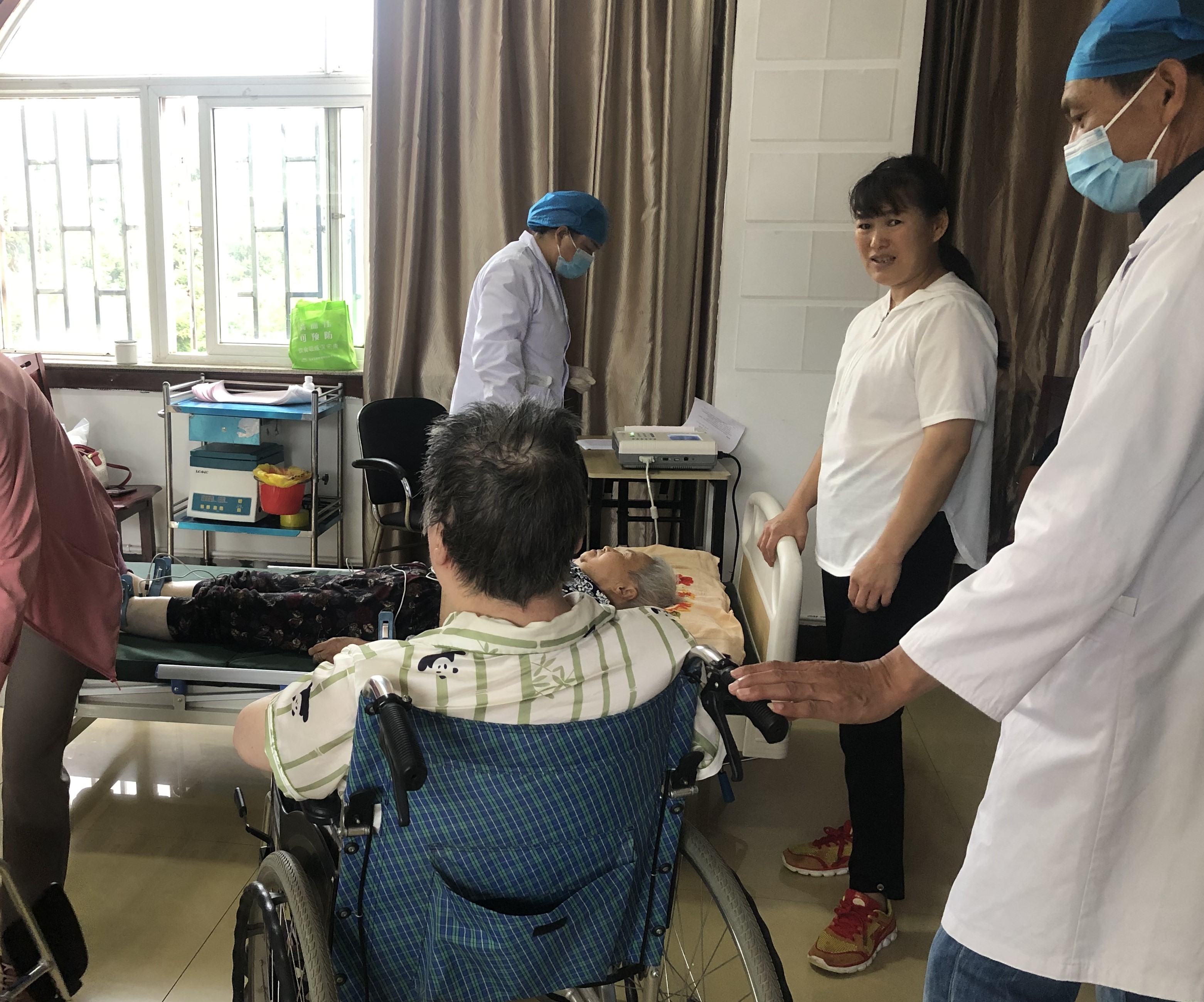 万爱老年公寓健康体检